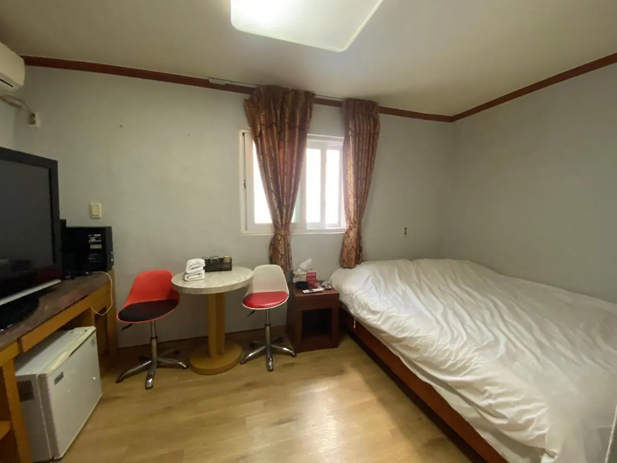 Guest house Green Park House Dongmyo Seoul